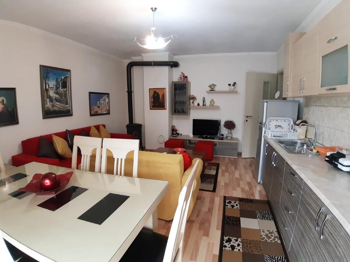 Silver Apartament Корча Экстерьер фото
